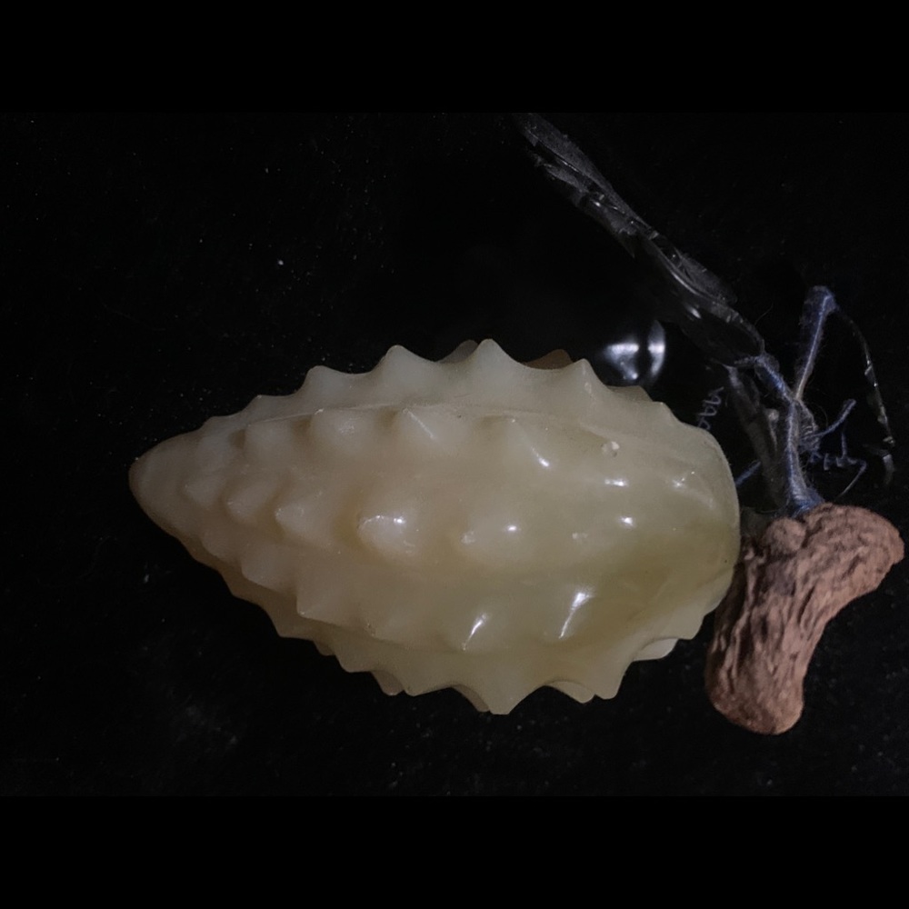 Handmade jade fruit objects/artifacts/curios for display